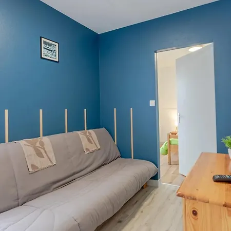 19 - Le Faucon - Village Holiday home